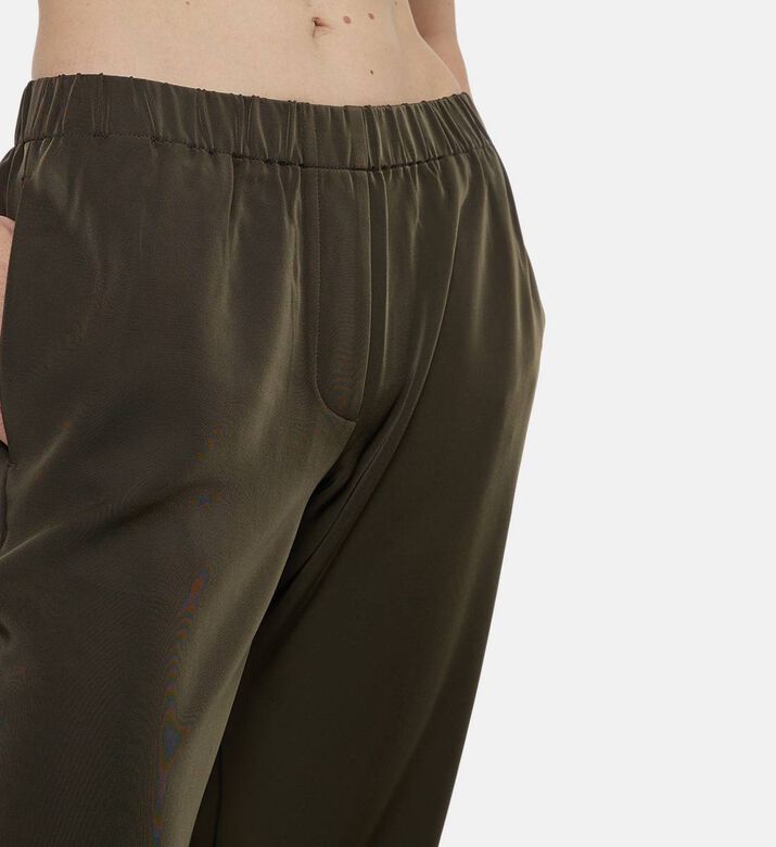 Samsoe Pant Hoys, Model View