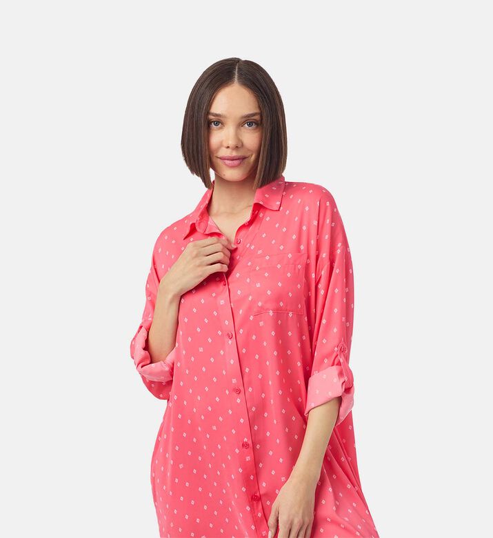 قميص نوم بياقة وشقوق جانبية