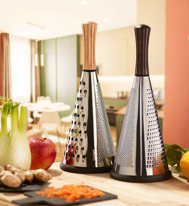 Legnoart Emilia Stainless Steel Grater, Packshot View
