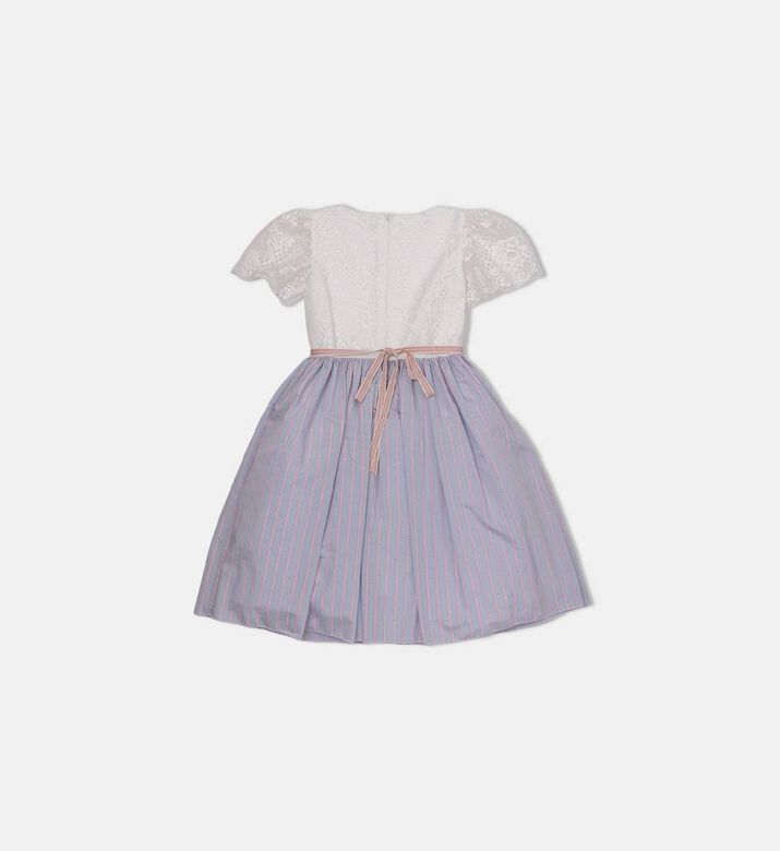 فستان واسع مخطط بأكمام قصيرة