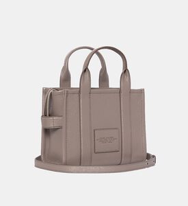 حقيبة جلدية صغيرة