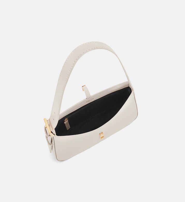 حقيبة كتف مثلثة الشكل