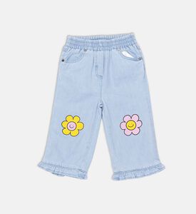 شورت جينز مزين بأزهار