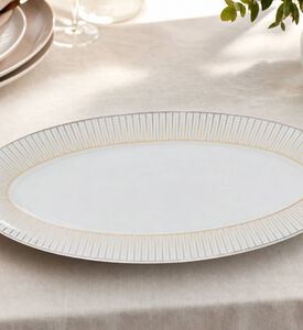 Spal Glint Porcelain Oval Plate - 39 Cm, Model View