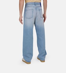 بنطال جينز بلون فاتح بخمسة جيوب