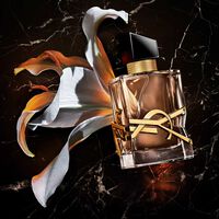 ماء عطر ليبر فلورز آند فليمز
