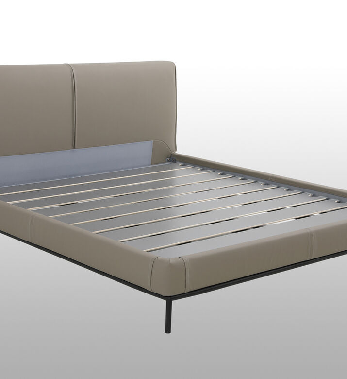 سرير كارمن ذو اللوح الأمامي من الجلد