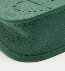 Hermes Preowned Hermes Vert Moyen Evelyne Tpm Bag, Packshot View