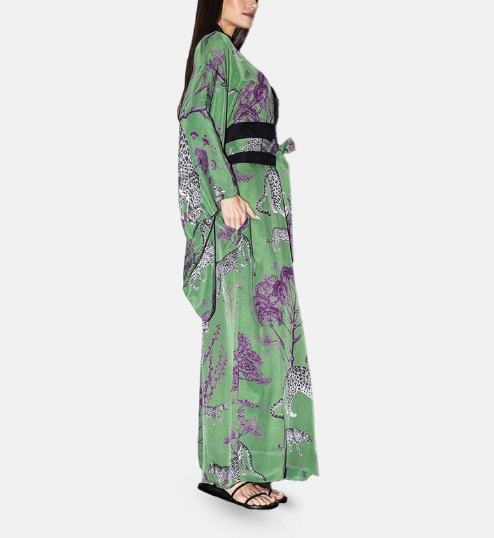 Niluu Kimon Anya, Model View Niluu Kimon Anya, Model View