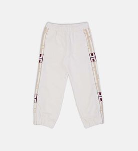 بنطال بقصة عادية بتطريز شعار