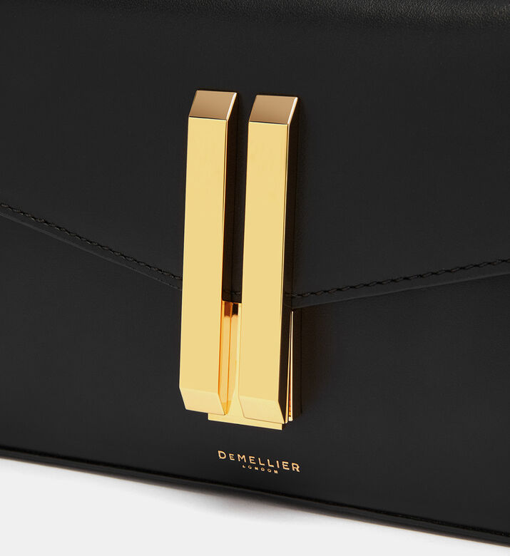 Oblong Shoulder Chain Handbag