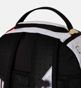 حقيبة ظهر بطابع جريء وجدي