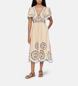 فستان ميليندا متوسط الطول بتطريزات أزهار