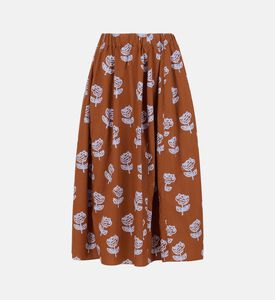 تنورة واسعة مزينة بنقشة أزهار على كاملها