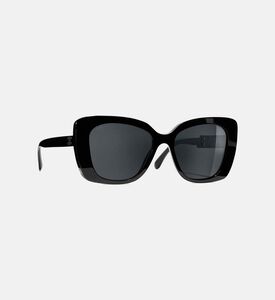 نظارات شمسية مربعة مزيّنة بكريستال