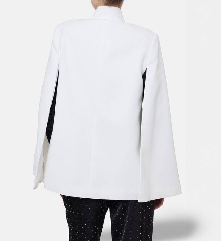 Alice and Olivia Cape Philippa, Model View