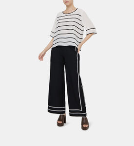 قميص حريري مخطط أفقيًا