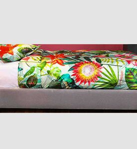 Manoa 2-piece Linen Bed Set Manoa 2-piece Linen Bed Set