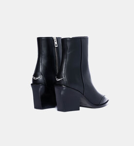 جزمة كارا جلد عجل شبه لامعة