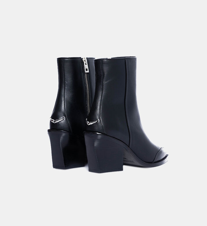 جزمة كارا جلد عجل شبه لامعة