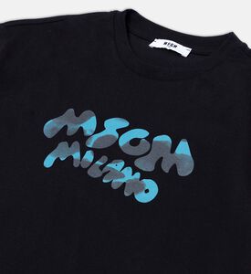 تيشيرت قطن بياقة دائرية وطبعة شعار