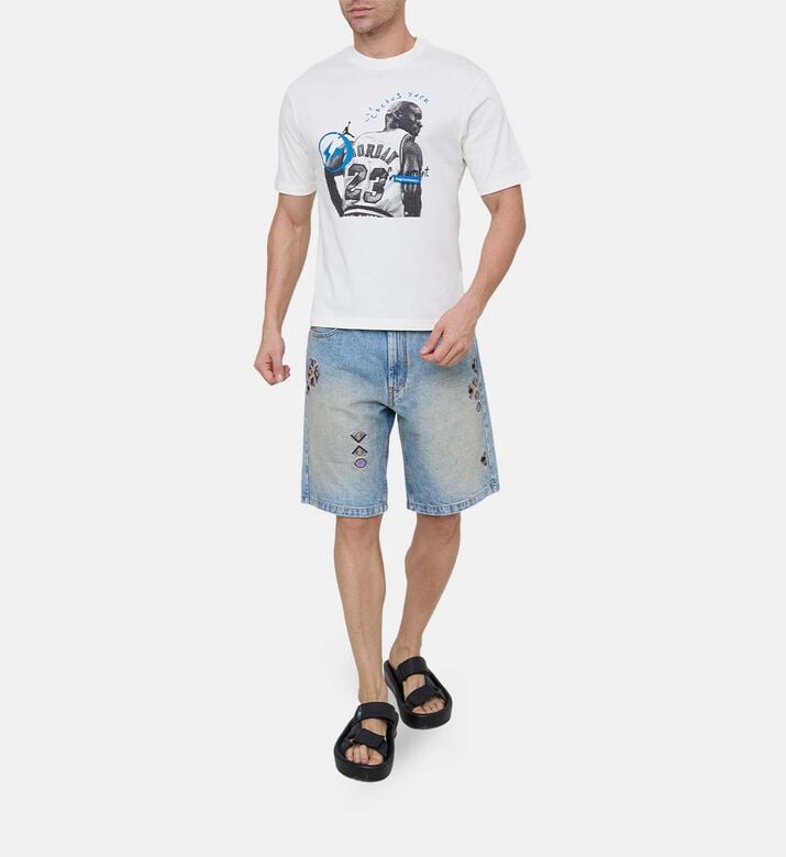 تيشيرت بقصة عادية بطباعة رقم 23