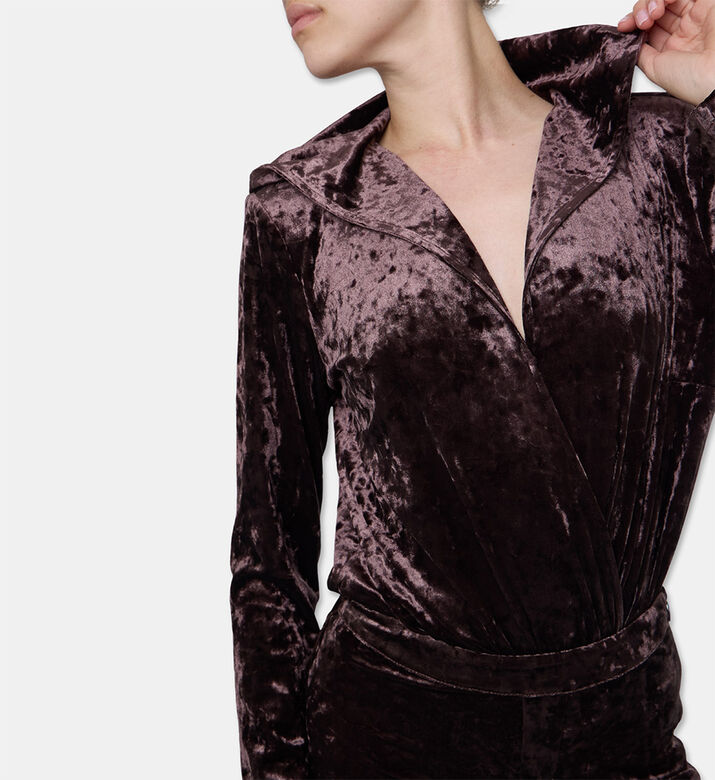 Ba and Sh Top Laia, Model View