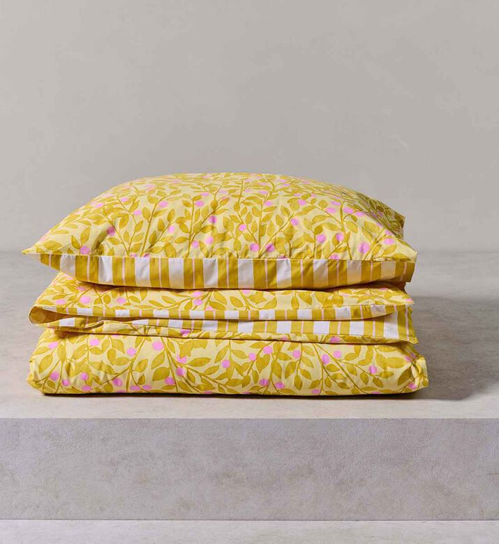 Essenza Petite Berry Bed Set 140x220 Cm, Packshot View