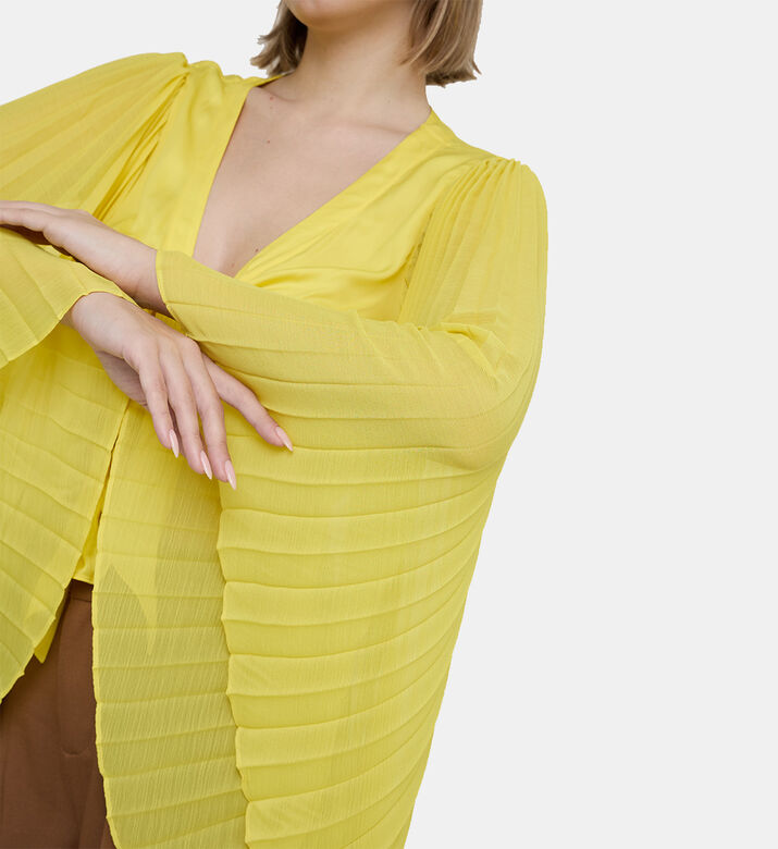 بلوزة روشيل بأكمام مطوية قصيرة