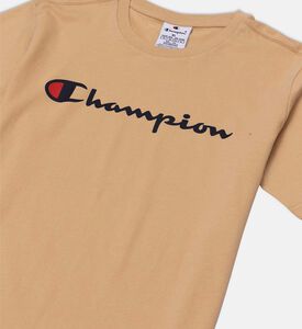 تيشيرت بياقة دائرية للأطفال