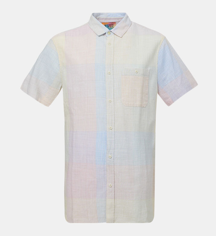 قميص بأكمام قصيرة بمربعات منظمة