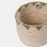 Corn Husk Zigzag Basket