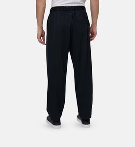 بنطال بخصر مطاطي وقصة عادية