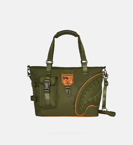 حقيبة يد بتصميم فم سمكة قرش