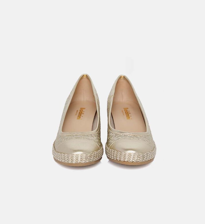 Ameera Closed Toe Wedges