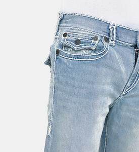 بنطال جينز بخطوط حمراء بـ 5 جيوب