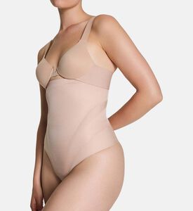 Spanx Thong, Model View