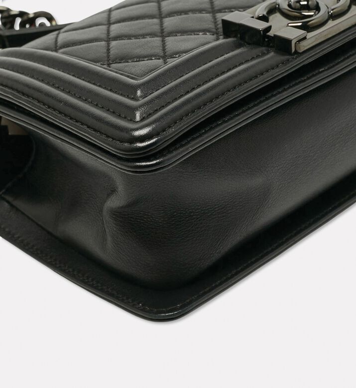 Chanel Preowned Chanel Black Quilted Leather Small Boy Flap Bag, Packshot View