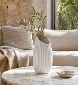 Vista Alegre Shell Porcelain Vase, Packshot View