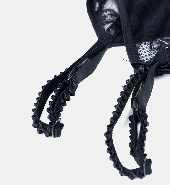 Floral Embroidered Belt