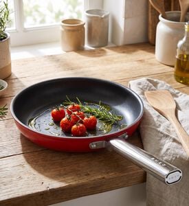 Smeg Non-stick Frying Pan, Red, Model View