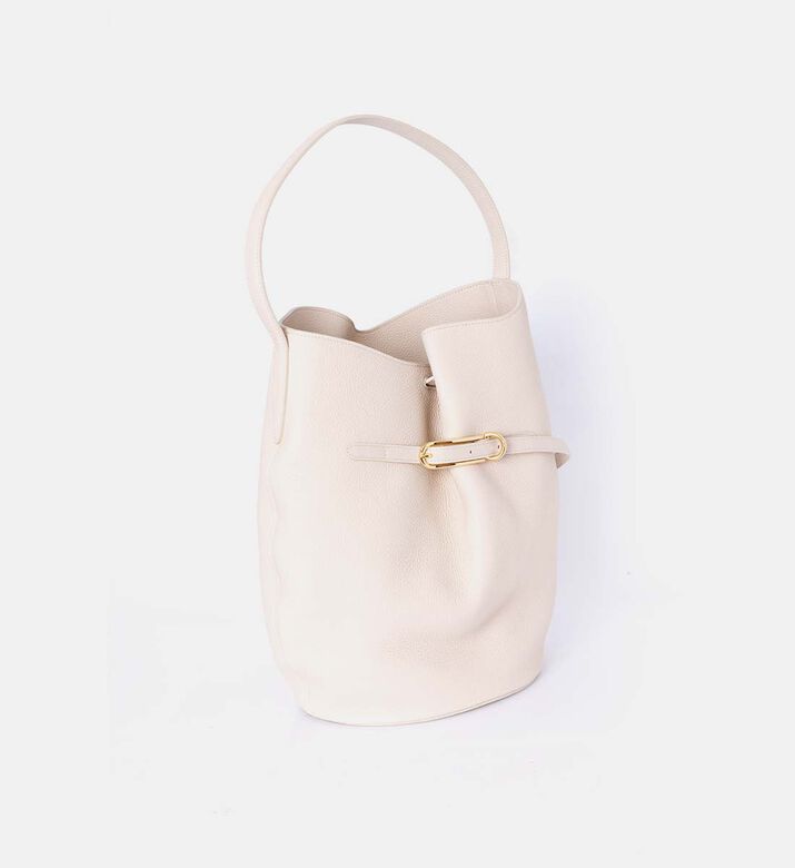 حقيبة باكيت كبيرة بحزام حقيبة باكيت كبيرة بحزام