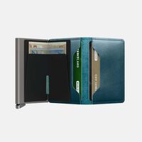 Regular-fit Leather Slim Wallet