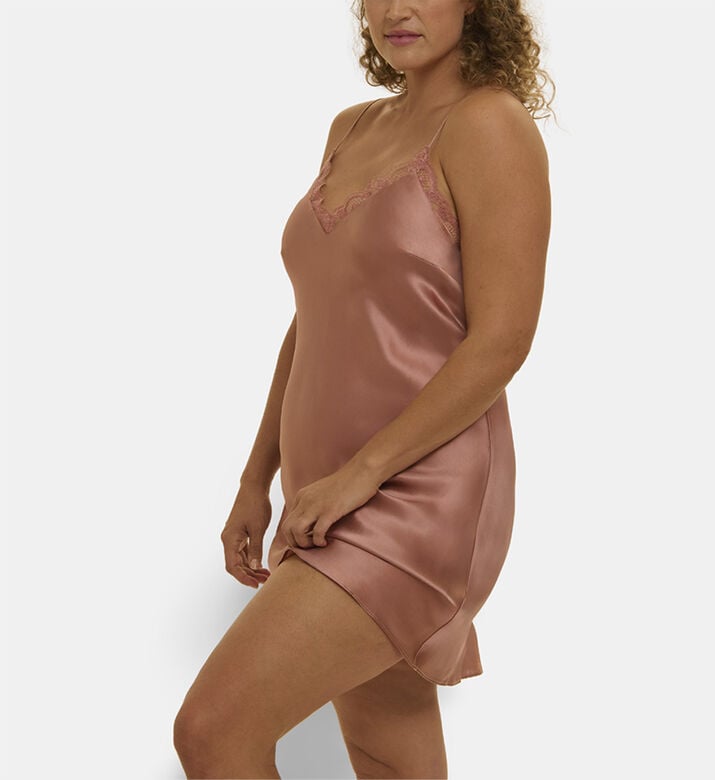 Simone Perele Night Dress, Model View