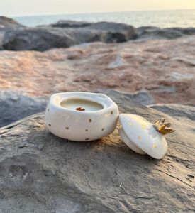 Tohfa Luxe Lidded Annar Soy Wax Single Candle, Packshot View