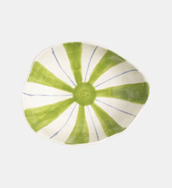 وعاء كبير بنقشة خطوط