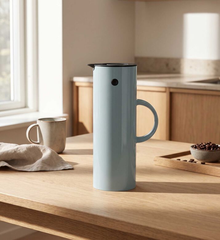 Stelton Handled Vaccum Jug, Light-green, 1-l, Packshot View