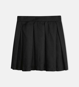 تنورة واسعة بتفاصيل مطوية