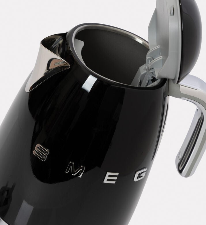 Smeg Variable Temperature Kettle, Black, Packshot View