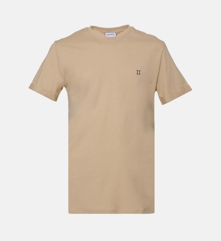 تيشيرت نورغارد قصير الأكمام بشعار متباين